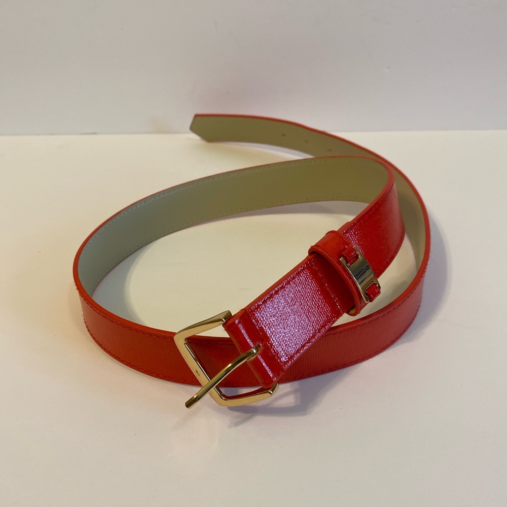 NWOT Tahari Arthur S. Levine - Melon color belt w/gold embellish buckle, Size: M